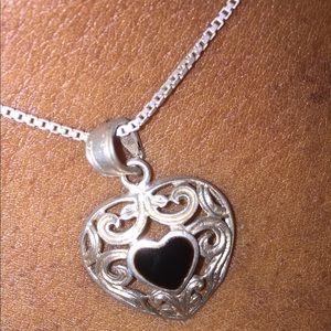 Meet your Posher, Kyra